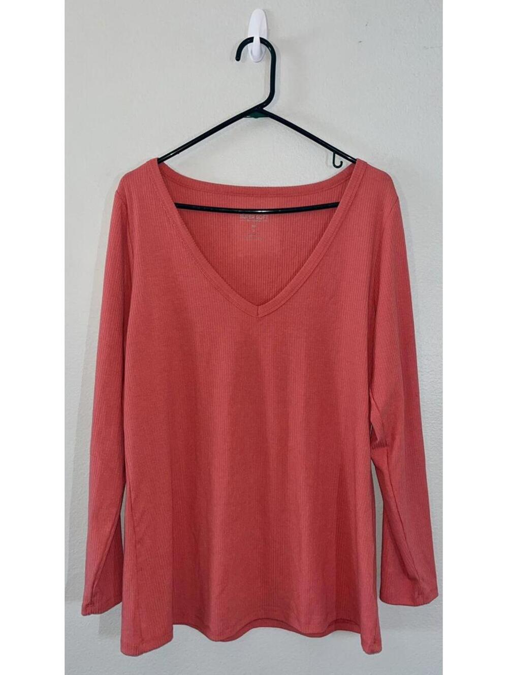 Torrid Super Soft Sz 2 Women’s Sleep Pink Long Sleeve V-Neck Lounge Shirt